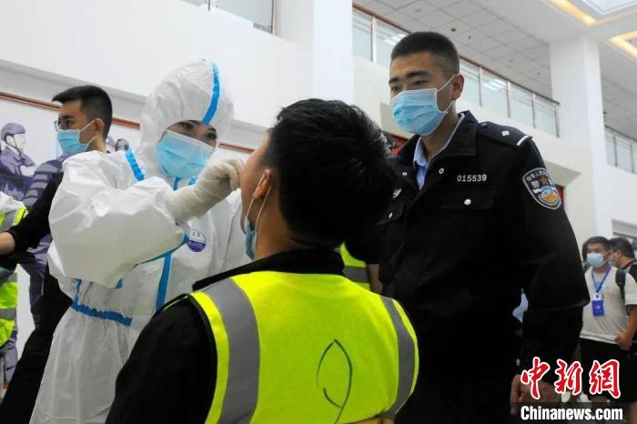 兰州警方跨省抓获300余名电信诈骗犯罪嫌疑人