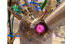 实验性微型加速器实现了创纪录的能量