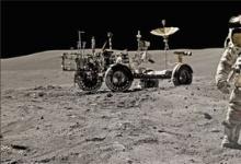 美国宇航局最初的登月磁带以182万美元的价格出售