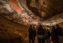 新照片揭示了法国南部Snøhetta的Lascaux IV洞穴博物馆