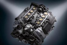 它基于Jaguar XKR由503bhp 5.0升增压V8发动机提供动力