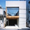 ApolloArchitects指定东京框架房屋的混凝土和塑料