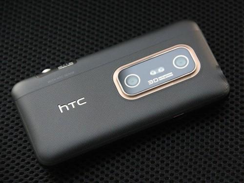  HTCEVO3D的ICS泄漏表明该设备应该相对较早地正式发布 