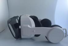 VR头戴式耳机的问题不在于它们不引人注目