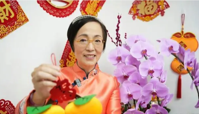 “石榴姐”苑琼丹被菲律宾封为公主