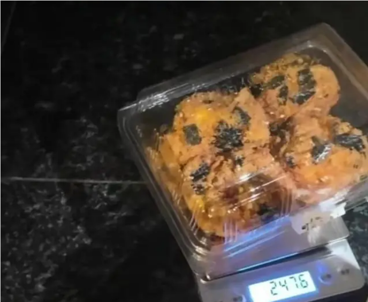 鲍师傅店铺称变重是冷气吹到秤上