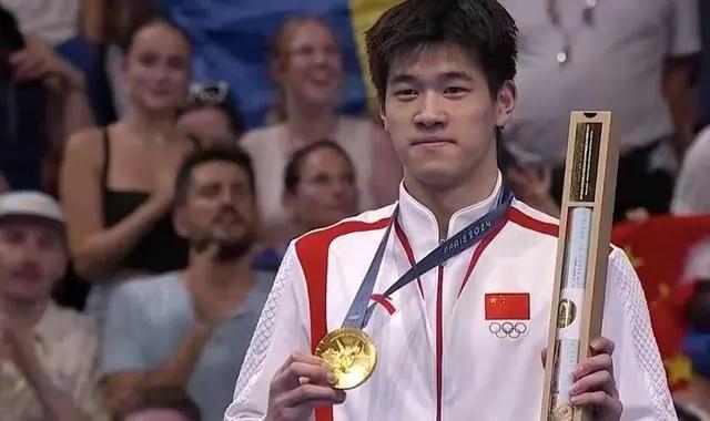 作家苏童:潘展乐相当于泳界刘翔