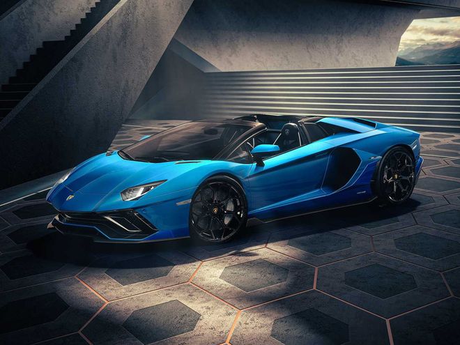 最后的＂大牛＂ Aventador Ultimae官图发布