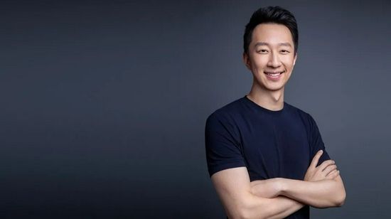 你跟父亲孙宏斌的关系怎么样？孙喆一脱口而出：基本不认识